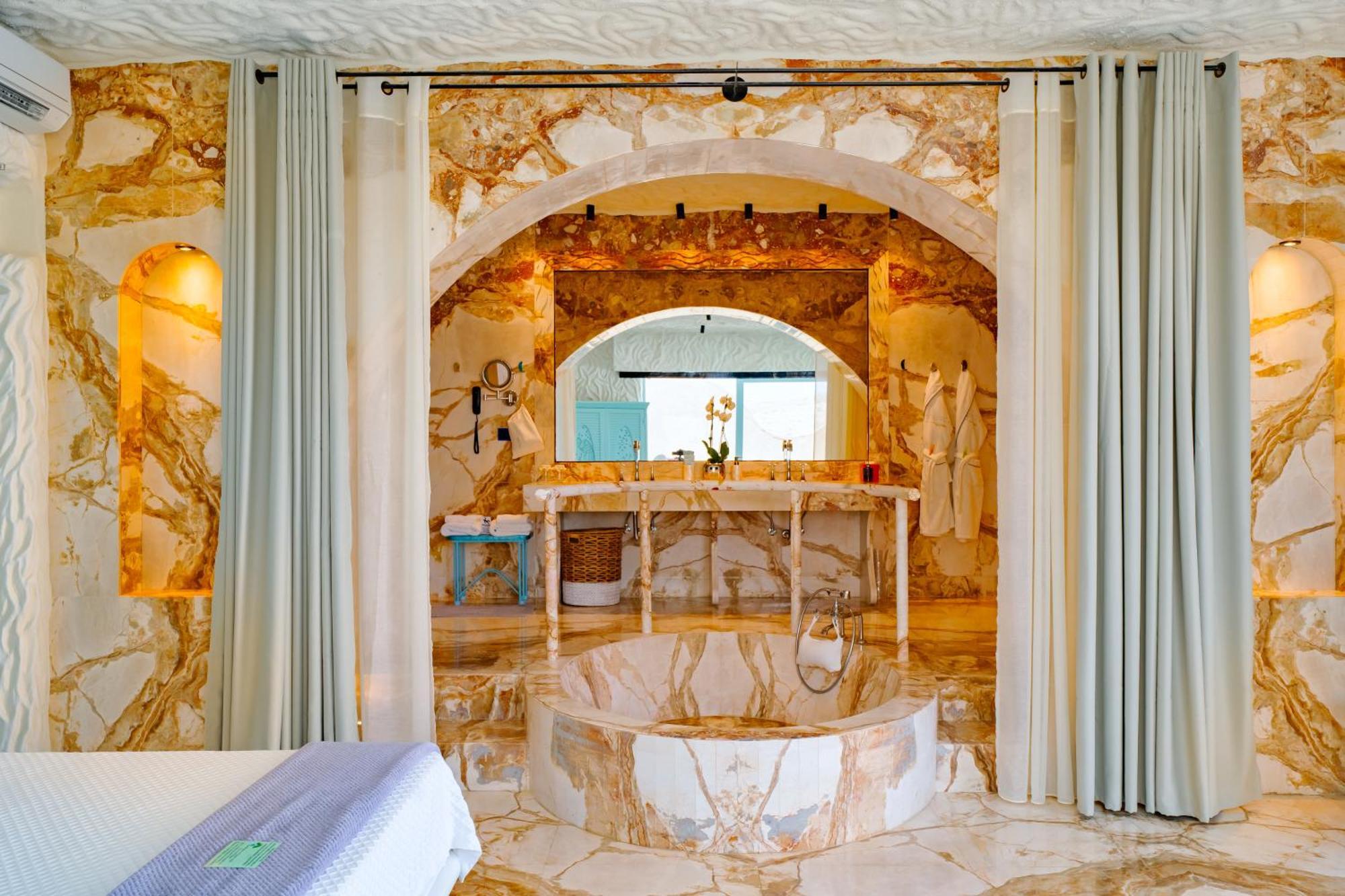 Agalia Luxury Suites Koumpara Exterior photo